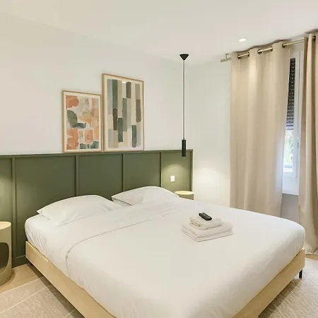 Appartement Duplex Familiale 2 13 *